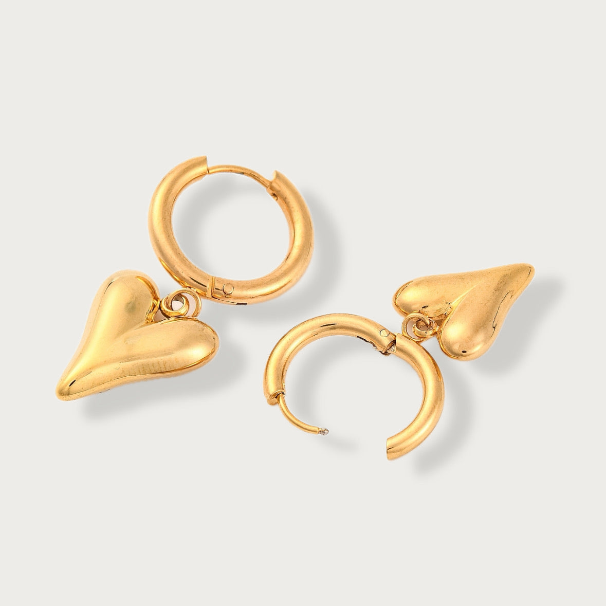 Plummy Heart Mini Earrings