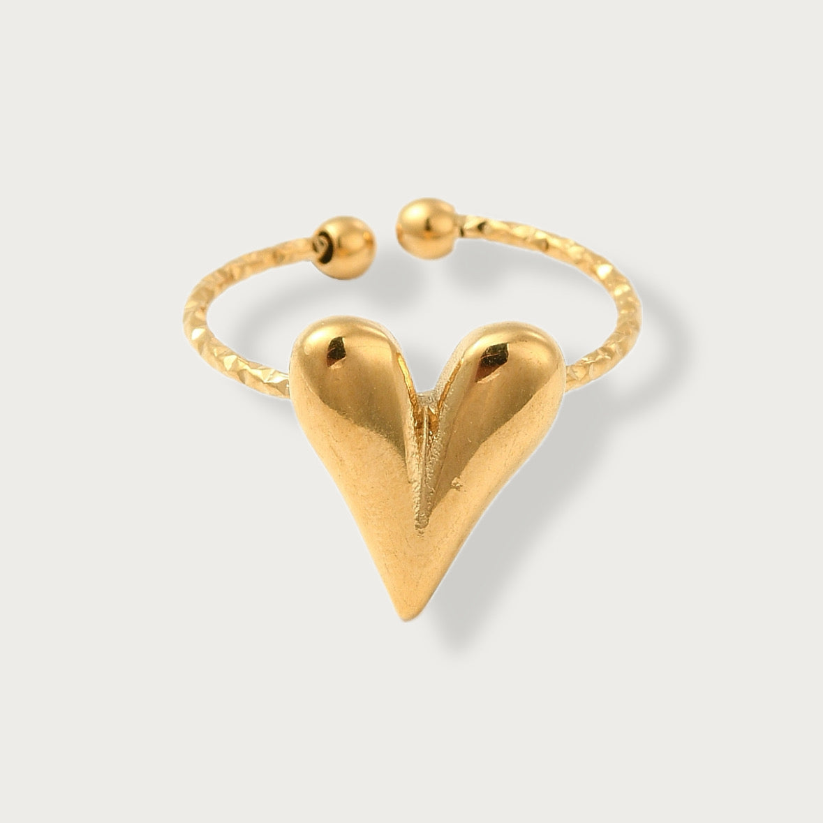 Plummy Heart Ring