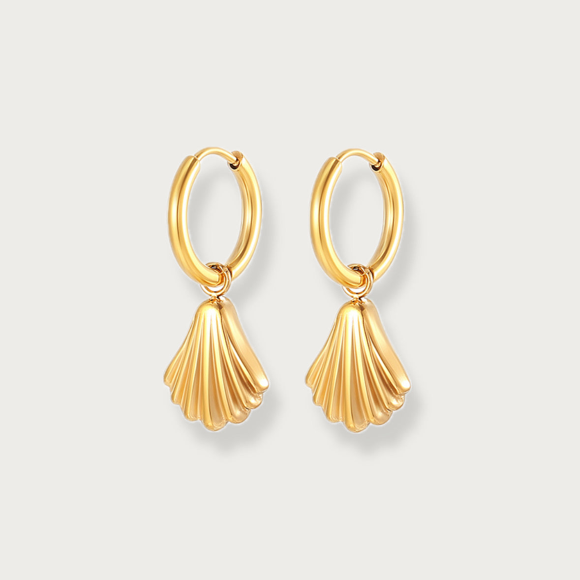 Golden Shell earrings