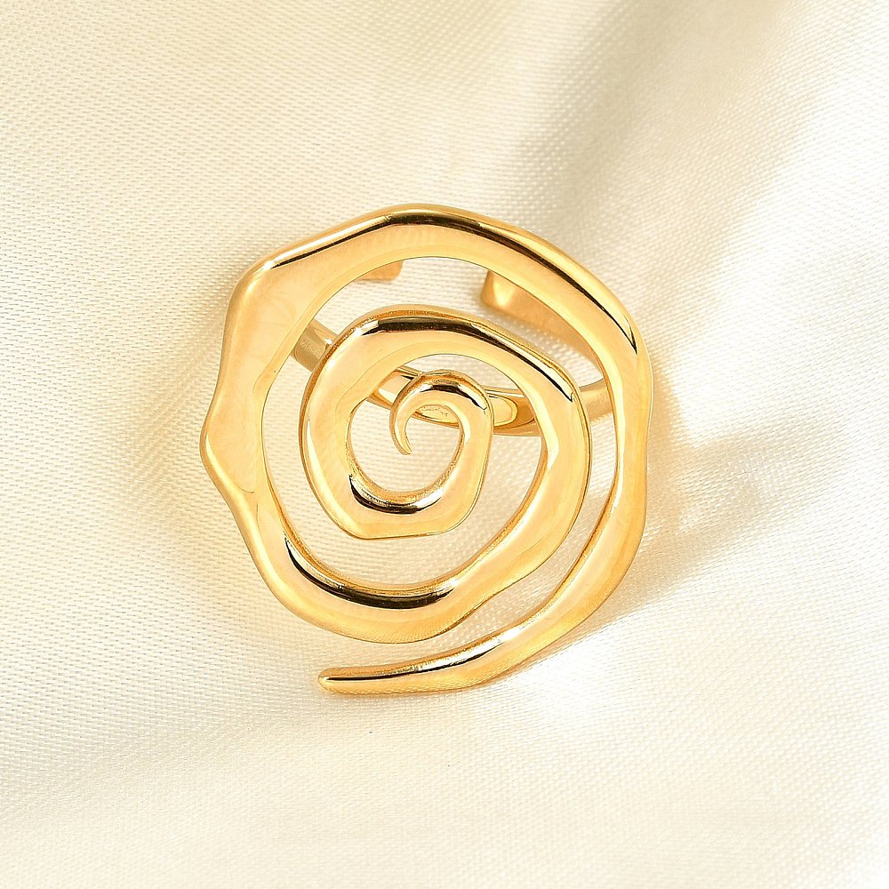 Muse Maze Ring
