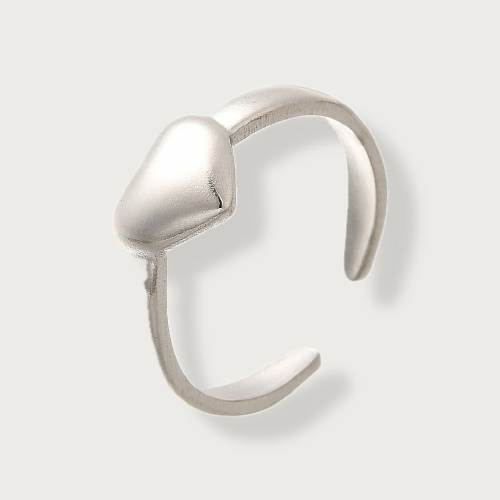 Maelis Heart Ring