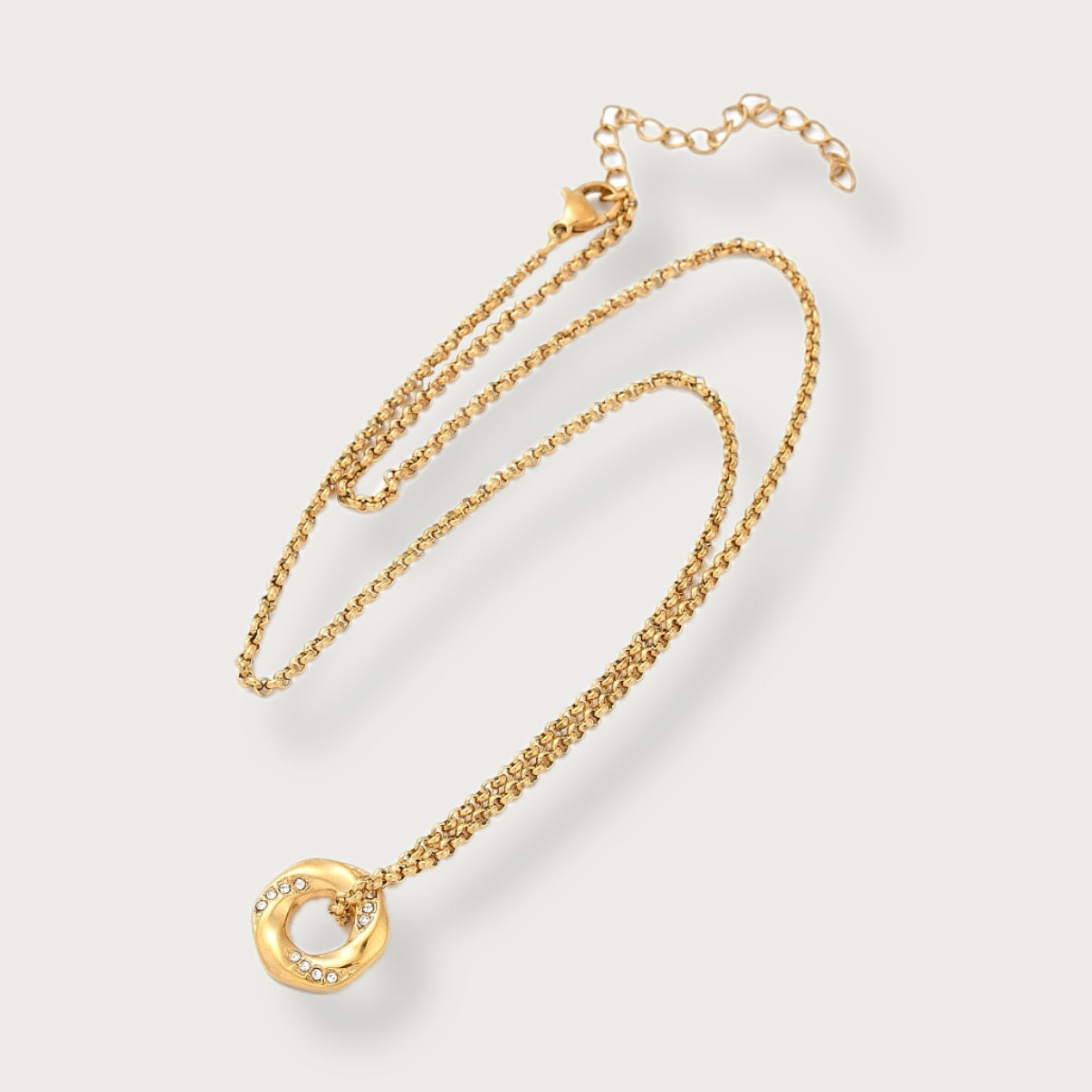Twist Circle Necklace