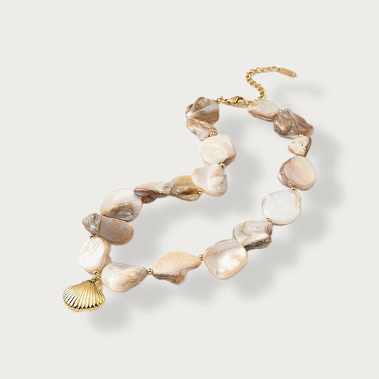 Pearlaire Necklace