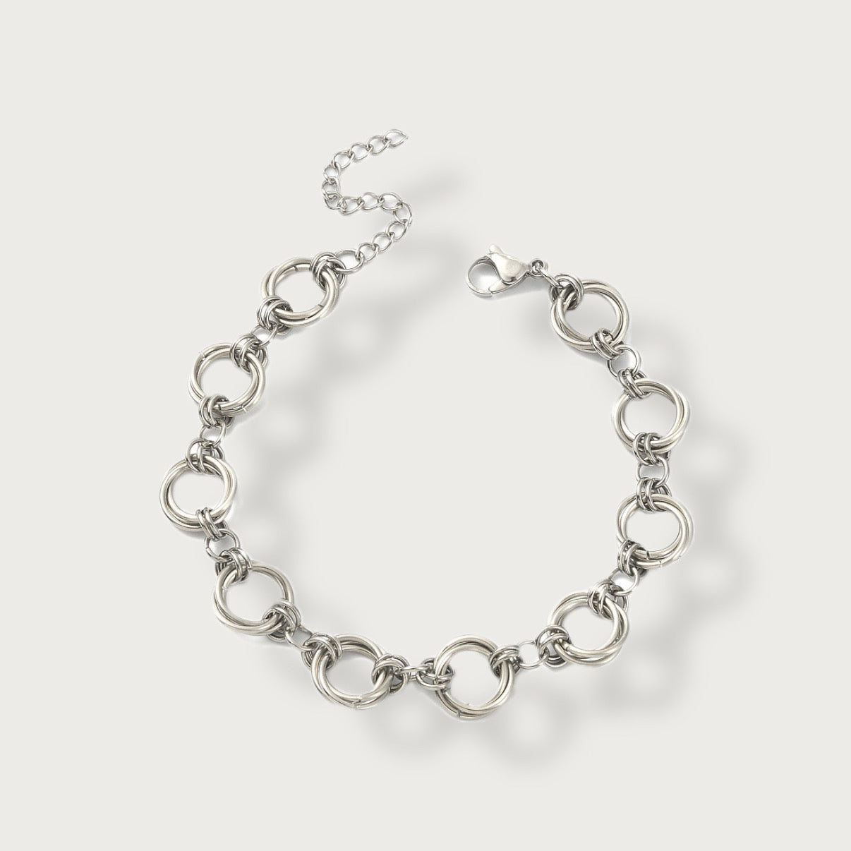 Lioré Loop Bracelet