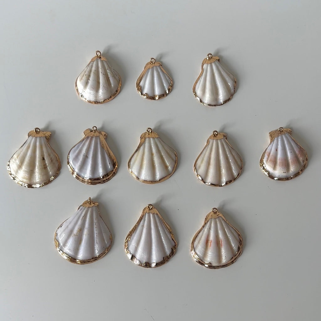 Bahia Gold Shell Necklace