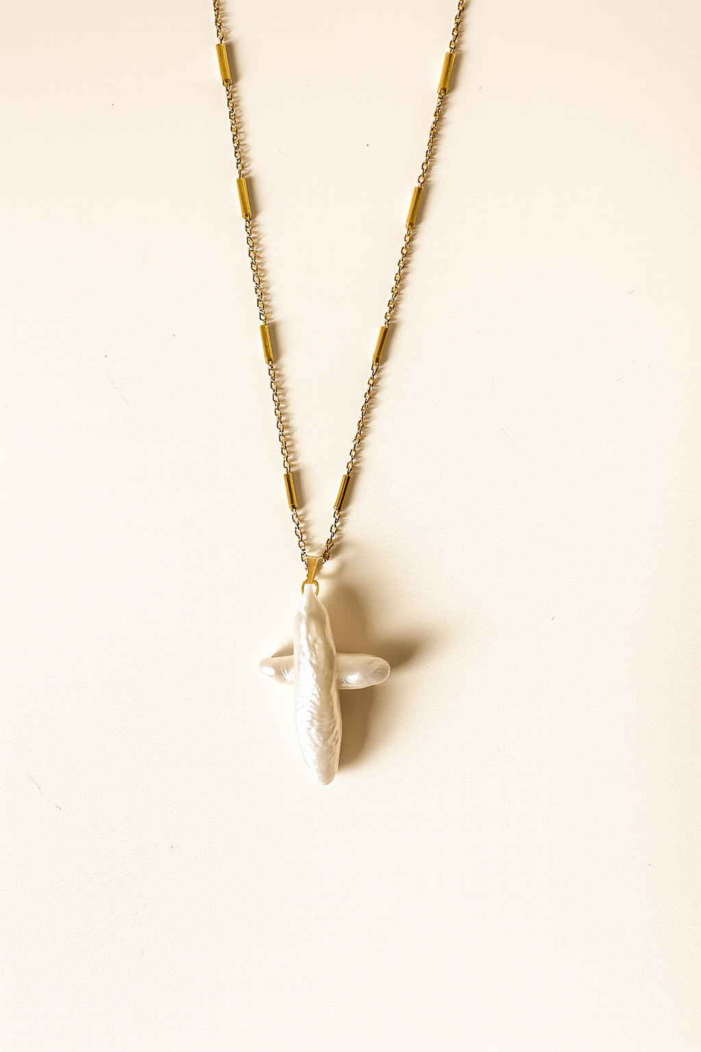 Gemma Pearl Necklace