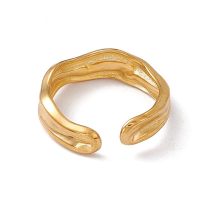 Sleek arc ring