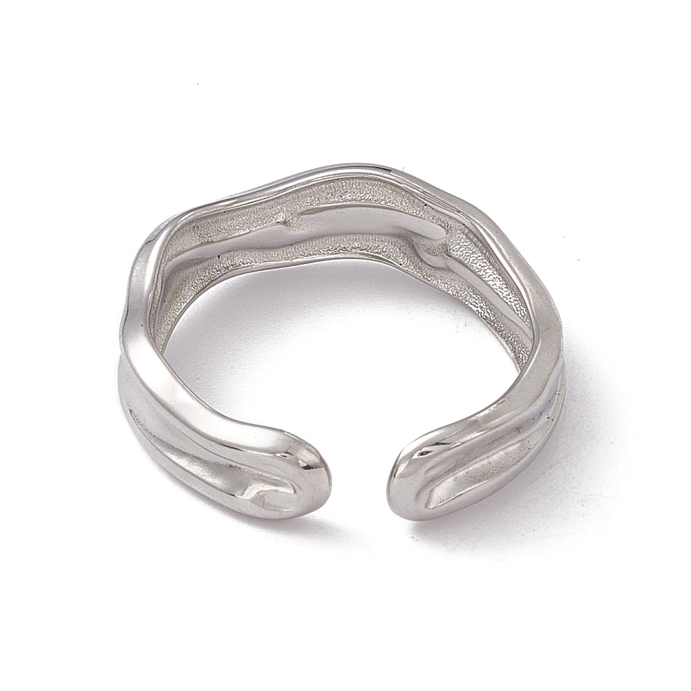 Sleek arc ring