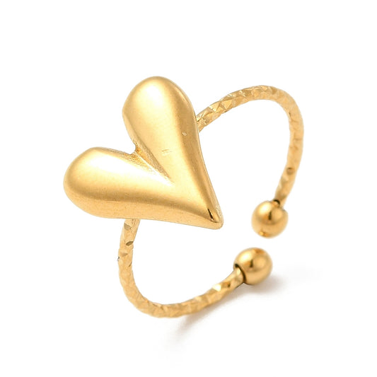 Plummy heart ring