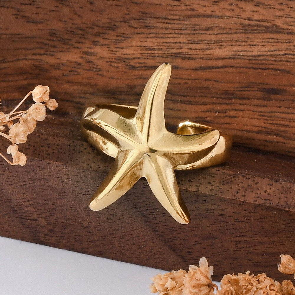 Bold Star Ring
