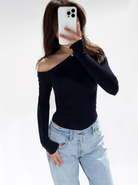 Ophelia Top Navy Blauw